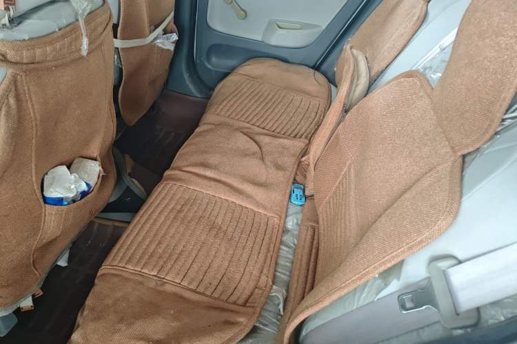 Used FAW Xiali N5 2014 1.0L Manual Standard Edition Left Rear Seat