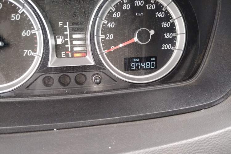 Used FAW Xiali N5 2014 1.3L Manual Comfort Version Odometer Close Up