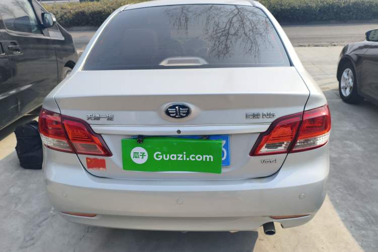 Used FAW Xiali N5 2014 1.3L Manual Comfort Version Rear