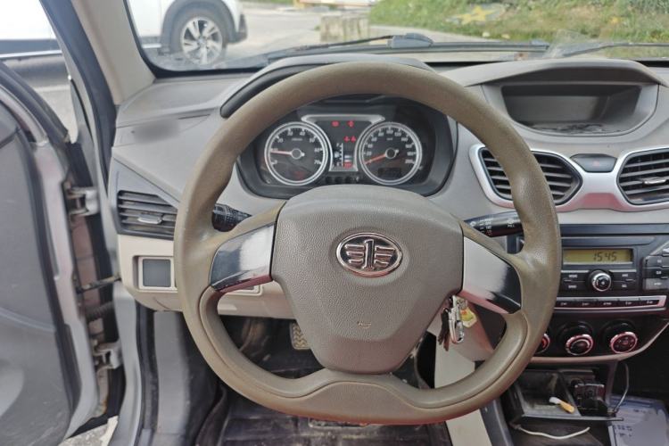 Used FAW Xiali N5 2014 1.0L Manual Standard Edition Steering Wheel