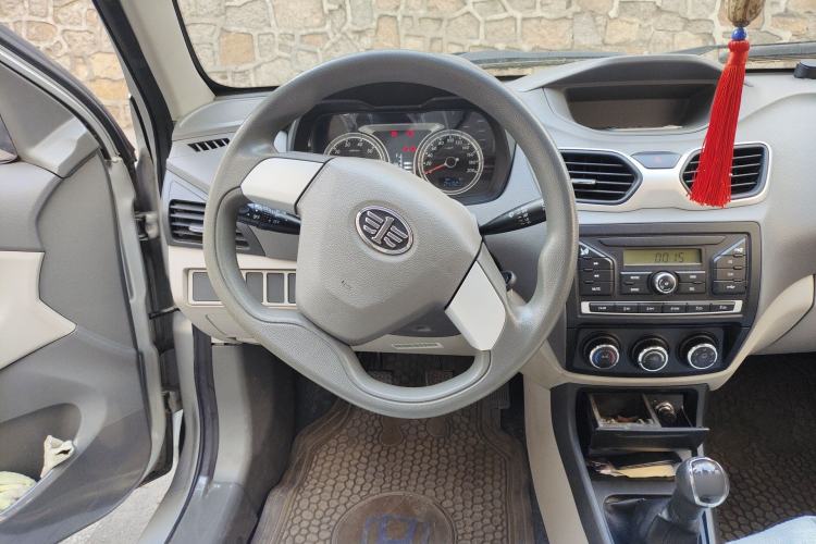 Used FAW Xiali N5 2014 1.0L Manual Standard Edition Steering Wheel