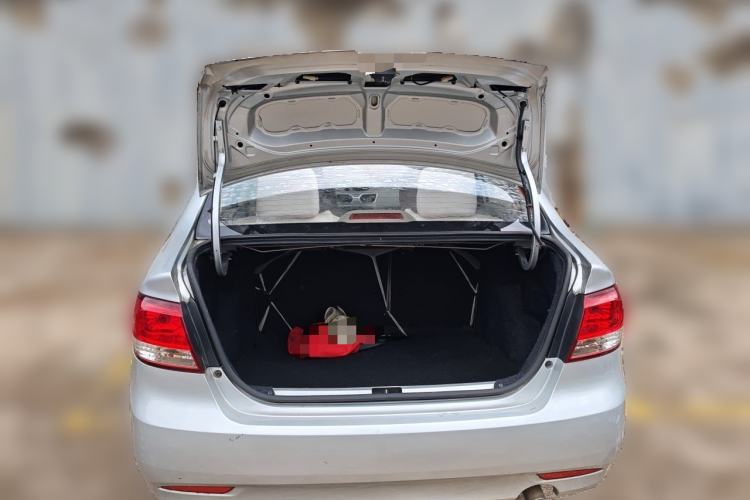 Used FAW Xiali N5 2014 1.0L Manual Standard Edition Trunk