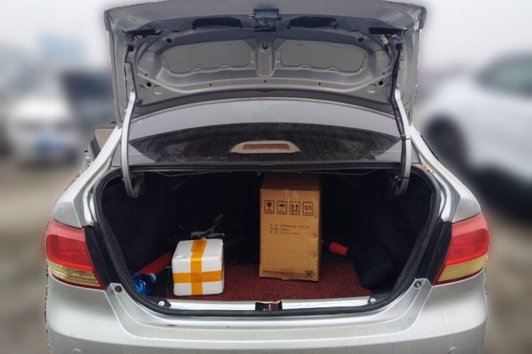 Used FAW Xiali N5 2014 1.3L Manual Comfort Version Trunk
