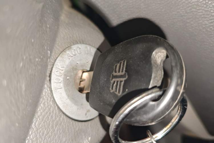 Used FAW Xiali N5 2014 1.0L Manual Standard Edition Vehicle Key