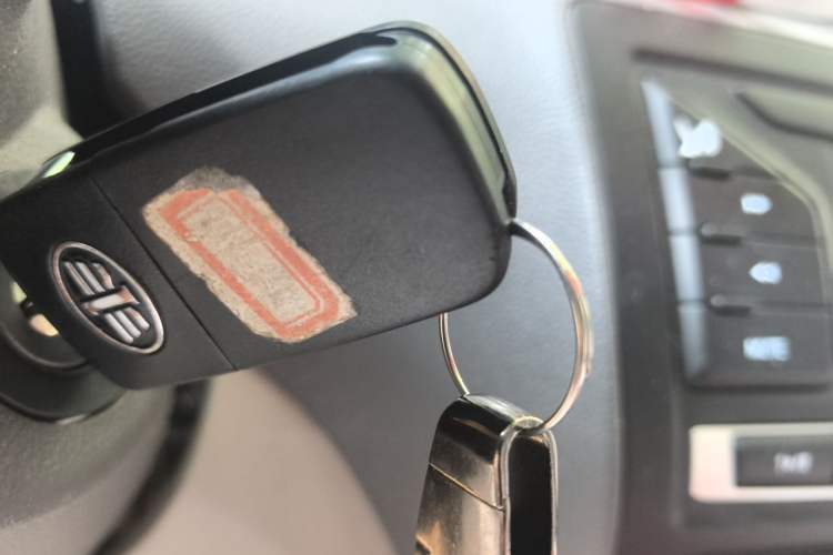 Used FAW Xiali N5 2014 1.3L Manual Luxury Version Vehicle Key