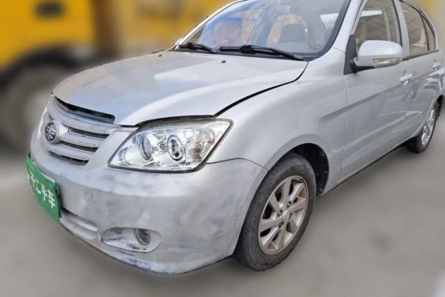Used FAW Xiali N5 2014 1.3L Manual Luxury Version
