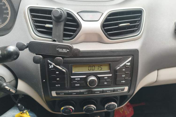 Used FAW Xiali N5 2014 1.3L Manual Comfort Version Audio And AC Panel