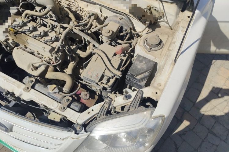 Used FAW Xiali N5 2014 1.3L Manual Comfort Version Engine Bay Left