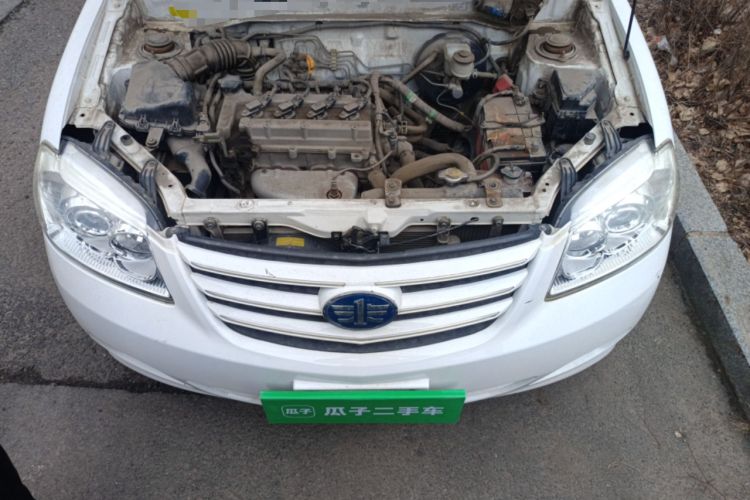 Used FAW Xiali N5 2014 1.3L Manual Comfort Version Engine Bay