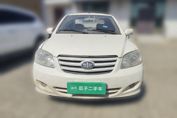 Used FAW Xiali N5 2014 1.3L Manual Comfort Version Front