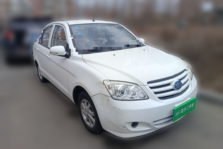 Used FAW Xiali N5 2014 1.3L Manual Comfort Version Front Right 45 Deg