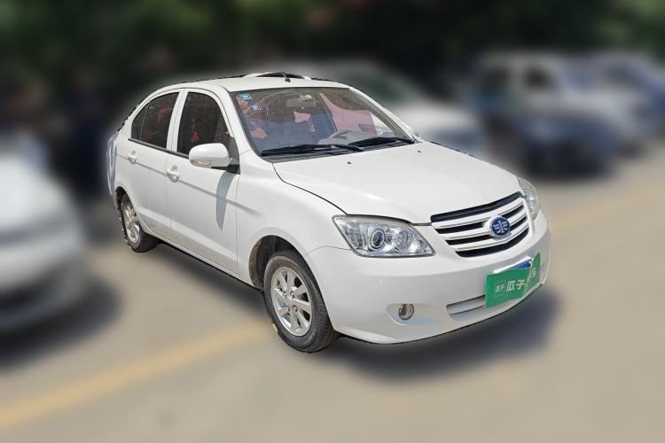 Used FAW Xiali N5 2014 1.3L Manual Standard Edition Front Right 45 Deg