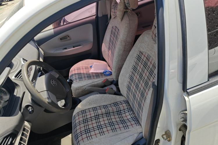 Used FAW Xiali N5 2014 1.3L Manual Standard Edition Left Front Seat
