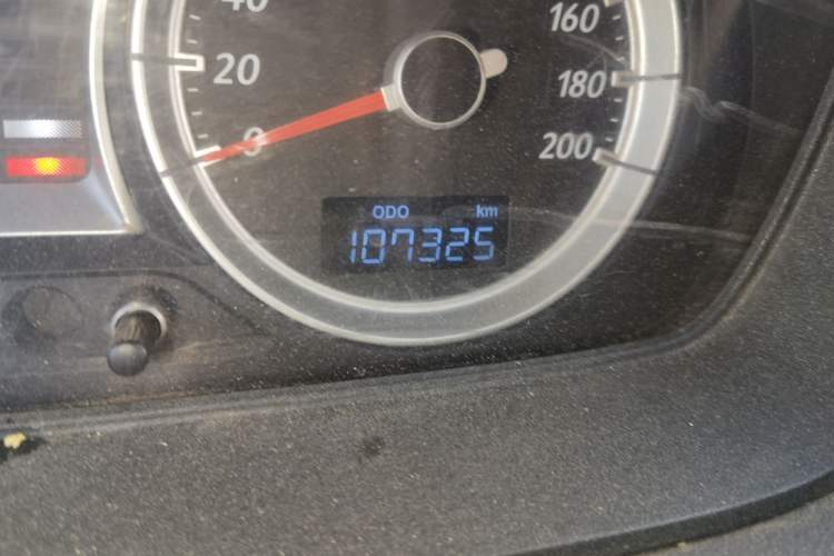 Used FAW Xiali N5 2014 1.0L Manual Comfort Model Odometer Close Up
