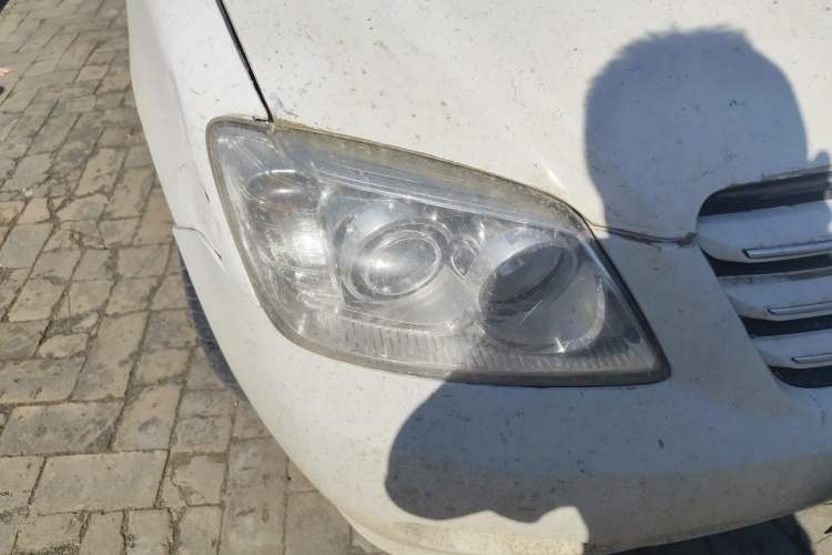 Used FAW Xiali N5 2014 1.3L Manual Comfort Version Right Front Headlight