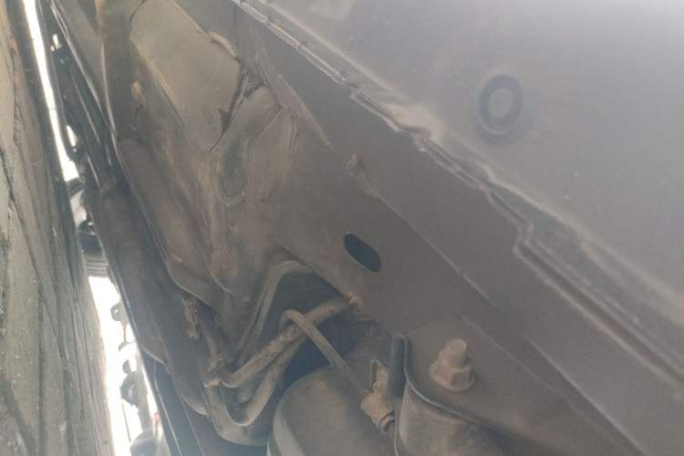 Used FAW Xiali N7 2013 1.3L Manual Luxury Model Chassis Rear Left
