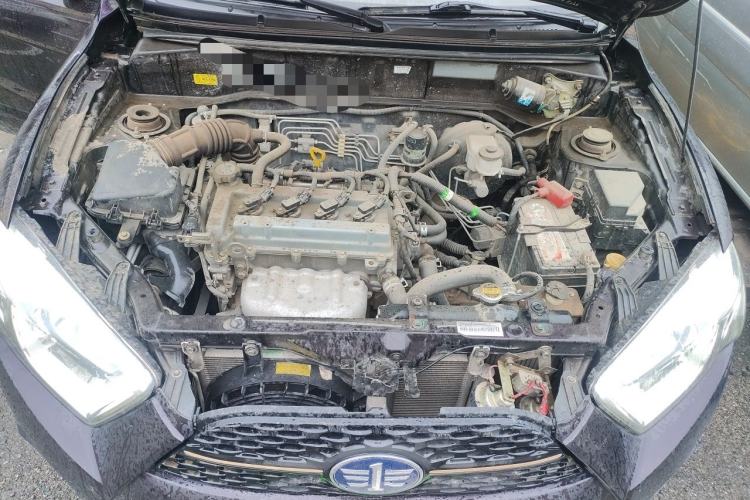 Used FAW Xiali N7 2013 1.3L Manual Luxury Model Engine Bay