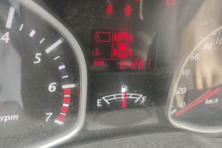 Used FAW Xiali N7 2013 1.3L Manual Luxury Model Odometer Close Up