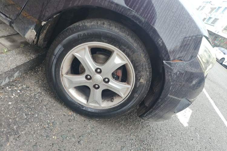 Used FAW Xiali N7 2013 1.3L Manual Luxury Model Right Front Wheel Hub