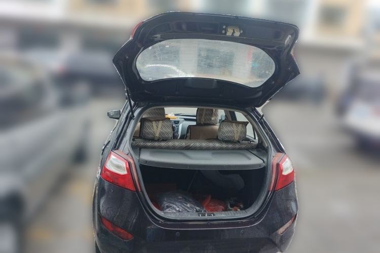 Used FAW Xiali N7 2013 1.3L Manual Luxury Model Trunk