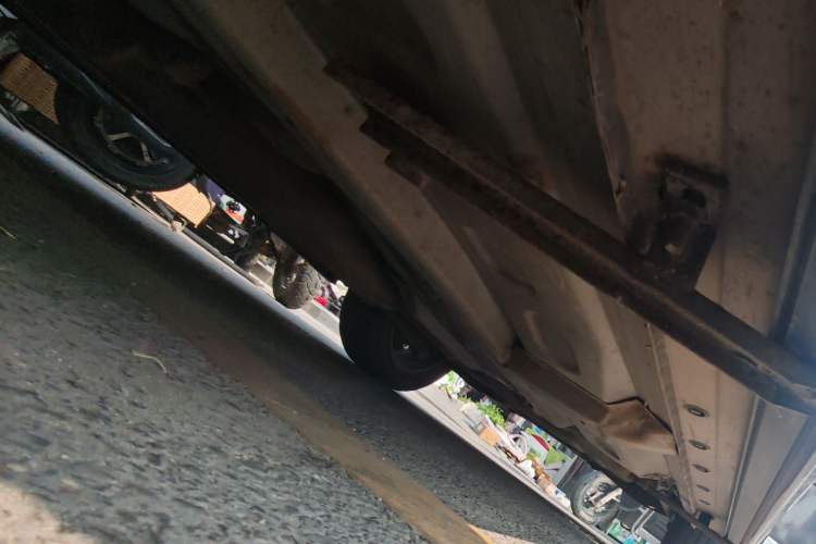 Used FAW Xiali N7 2013 1.3L Manual Luxury Model Chassis Front Left