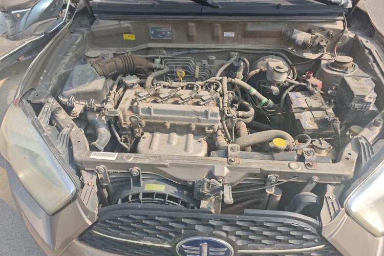 Used FAW Xiali N7 2013 1.3L Manual Luxury Model Engine Bay Right