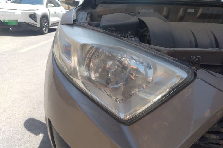 Used FAW Xiali N7 2013 1.3L Manual Comfort Model Right Front Headlight