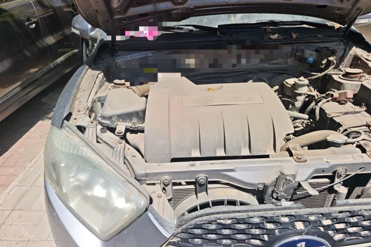 Used FAW Xiali N7 2013 1.3L Manual Luxury Model Engine Bay Right