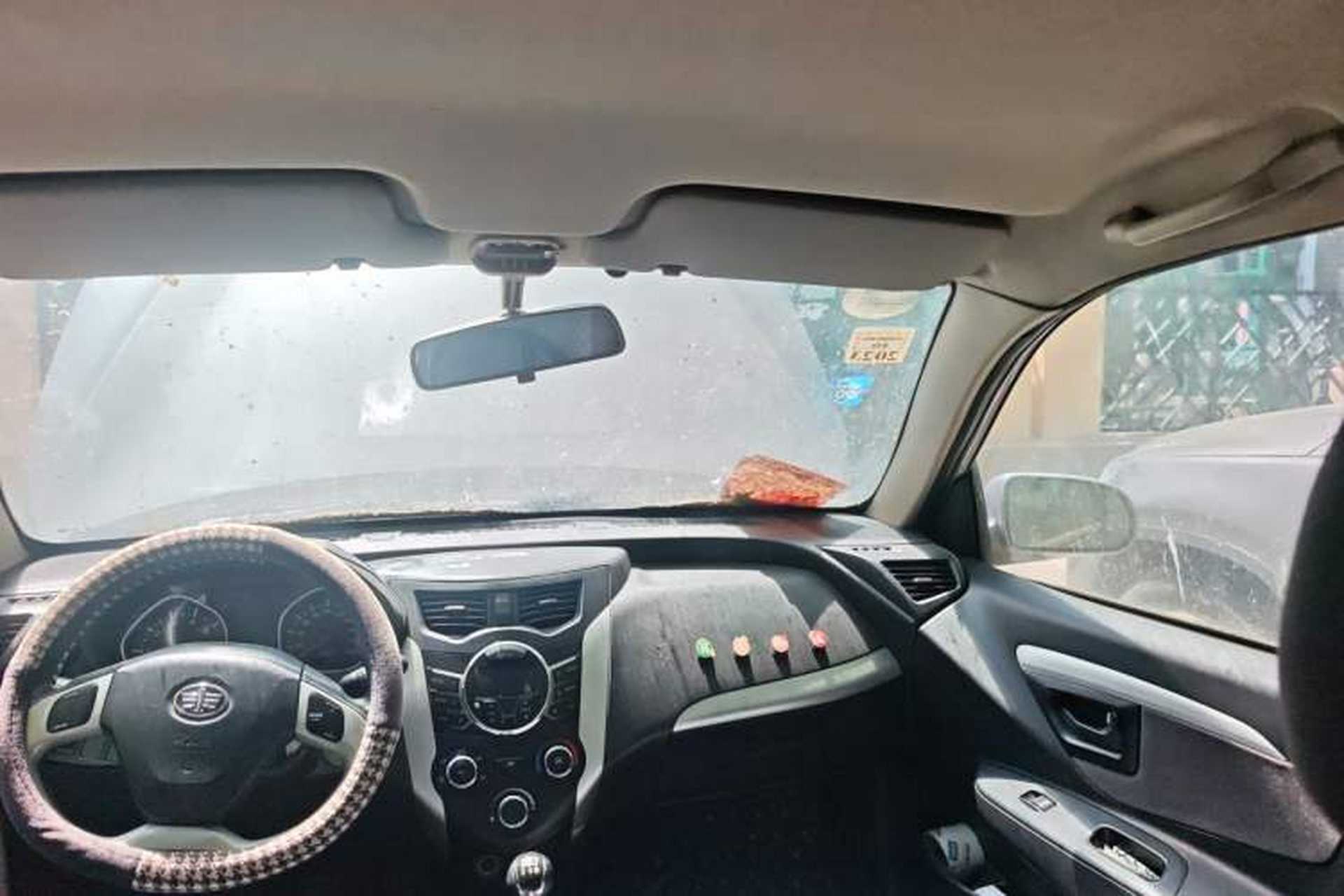 Used FAW Xiali N7 2013 1.3L Manual Luxury Model Headliner