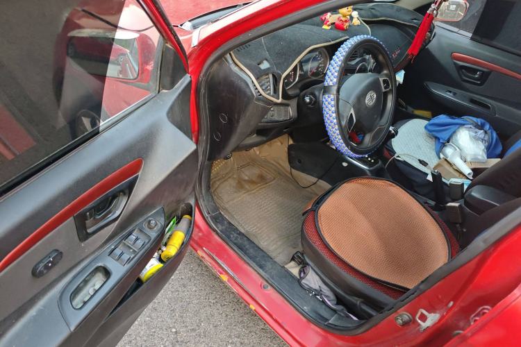 Used FAW Xiali N7 2013 1.3L Manual Luxury Model Driver Seat