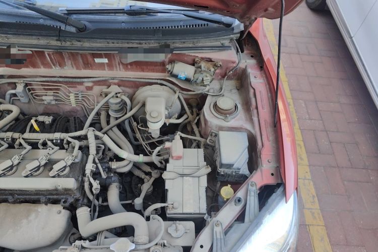 Used FAW Xiali N7 2013 1.3L Manual Luxury Model Engine Bay Left
