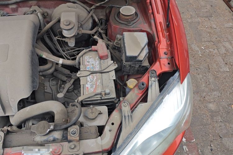 Used FAW Xiali N7 2013 1.3L Manual Luxury Model Engine Bay Left