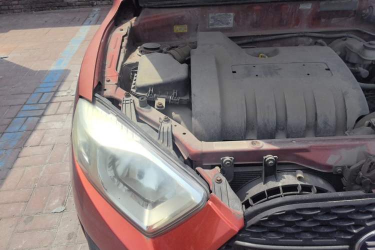 Used FAW Xiali N7 2013 1.3L Manual Luxury Model Engine Bay Right
