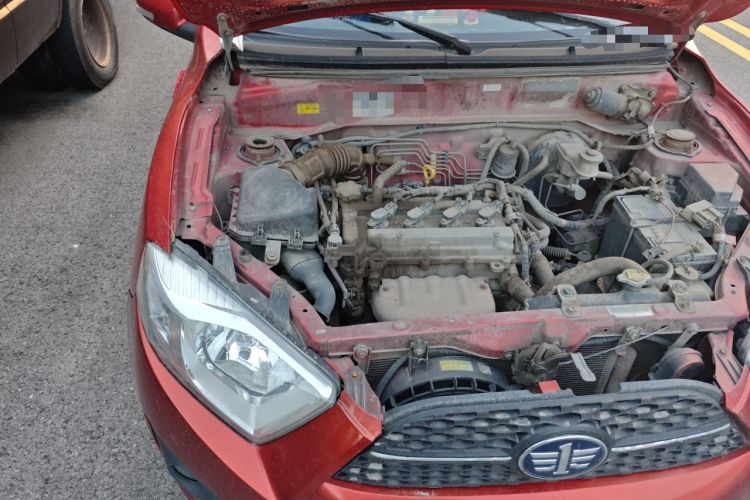 Used FAW Xiali N7 2013 1.3L Manual Luxury Model Engine Bay Right
