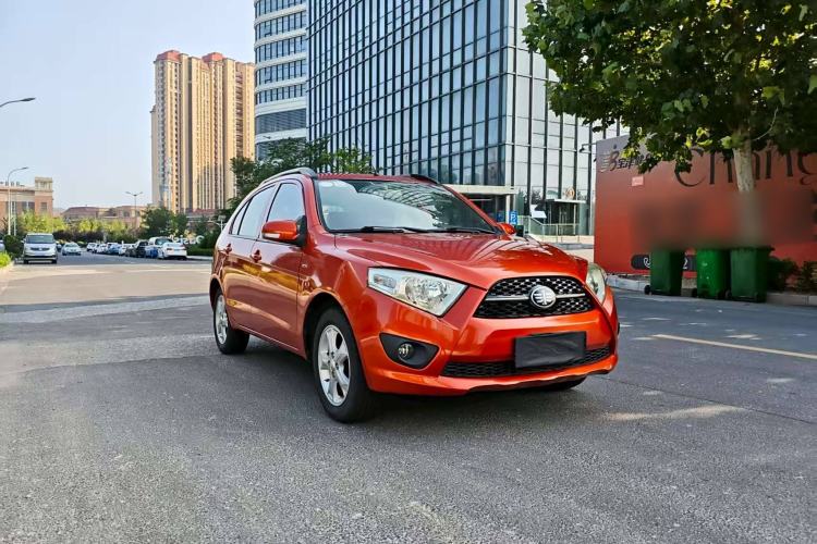 Used FAW Xiali N7 2013 1.3L Manual Luxury Model Exterior 2