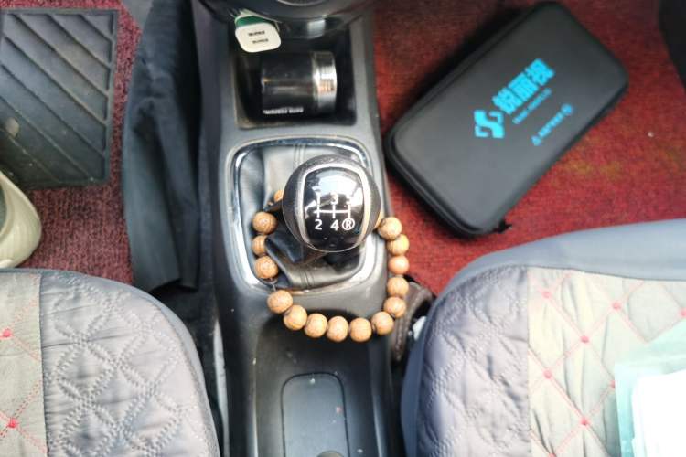 Used FAW Xiali N7 2013 1.3L Manual Luxury Model Gear Lever