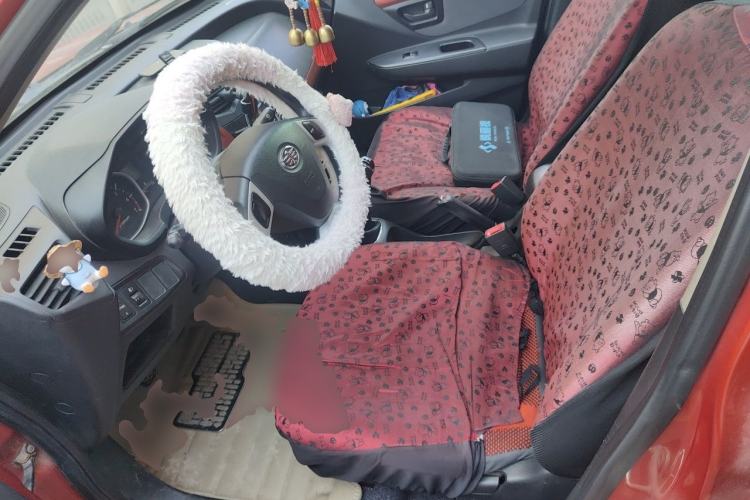 Used FAW Xiali N7 2013 1.3L Manual Luxury Model Left Front Seat