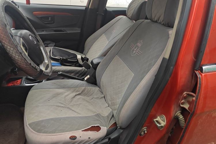Used FAW Xiali N7 2013 1.3L Manual Luxury Model Left Front Seat