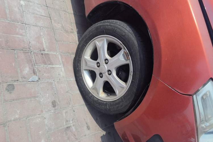 Used FAW Xiali N7 2013 1.3L Manual Luxury Model Right Front Wheel Hub