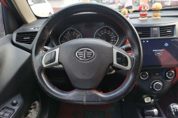 Used FAW Xiali N7 2013 1.3L Manual Luxury Model Steering Wheel