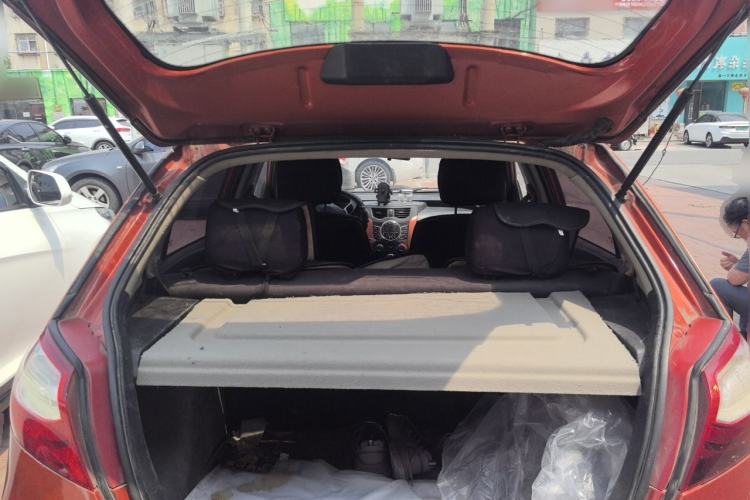 Used FAW Xiali N7 2013 1.3L Manual Luxury Model Trunk