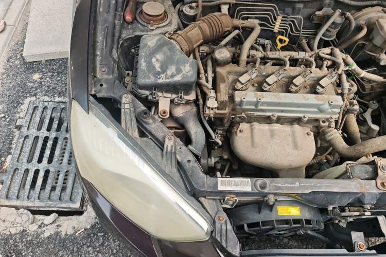 Used FAW Xiali N7 2013 1.3L Manual Luxury Model Engine Bay Right