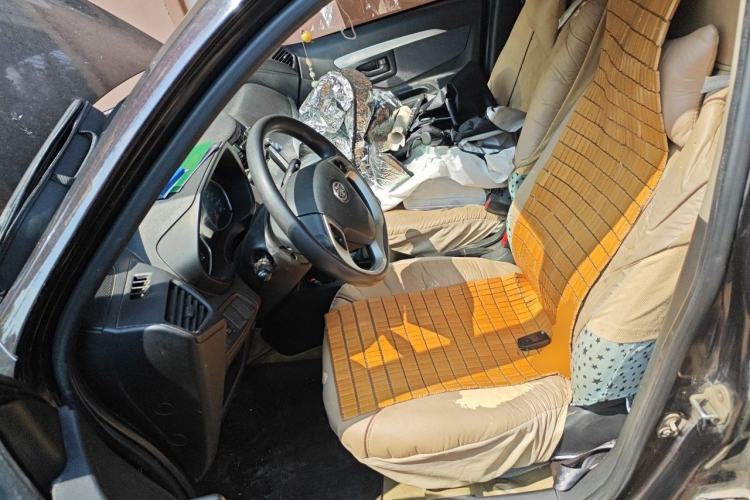 Used FAW Xiali N7 2013 1.3L Manual Luxury Model Left Front Seat