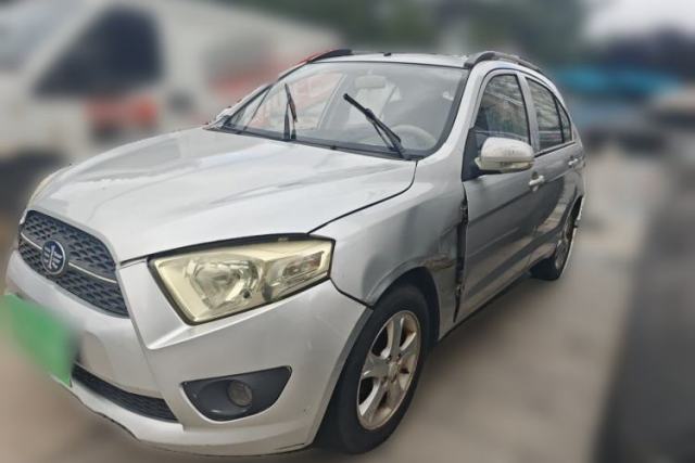 FAW Xiali N7 2013 1.3L Manual Luxury Model usado