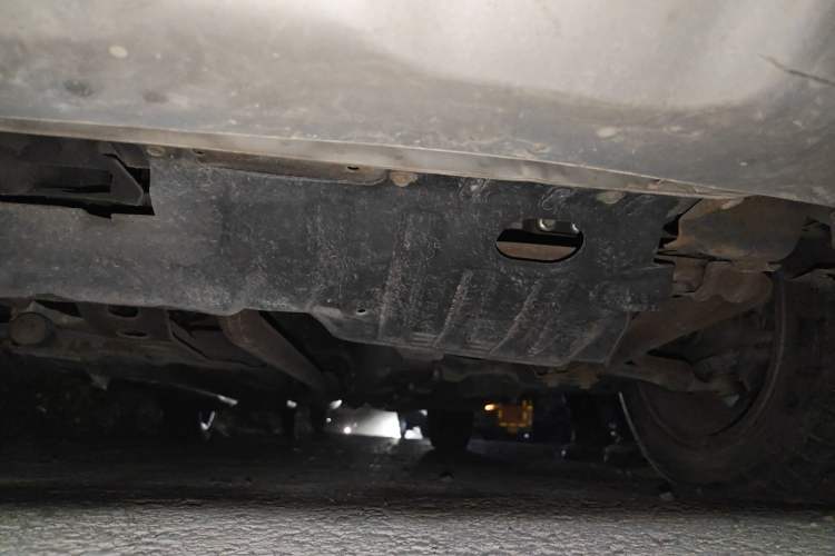 Used FAW Xiali N7 2013 1.3L Manual Luxury Model Chassis Front