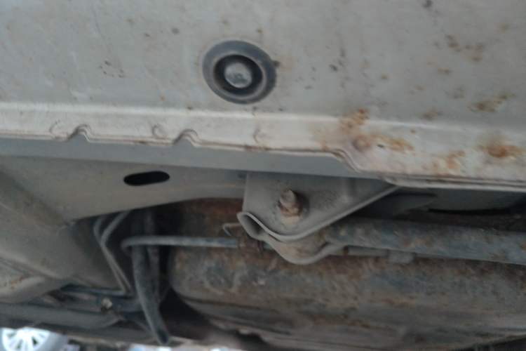 Used FAW Xiali N7 2013 1.3L Manual Comfort Model Chassis Rear Left