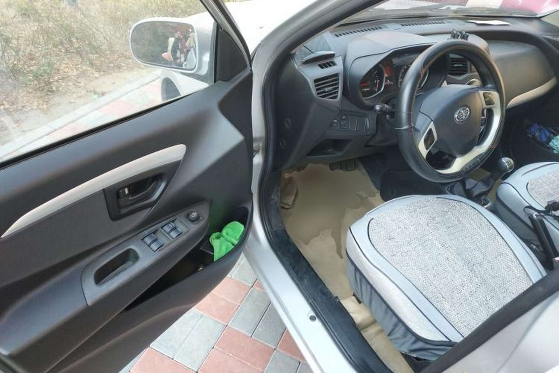 Used FAW Xiali N7 2013 1.3L Manual Luxury Model Driver Seat