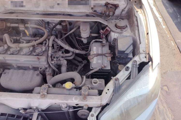 Used FAW Xiali N7 2013 1.3L Manual Comfort Model Engine Bay Left