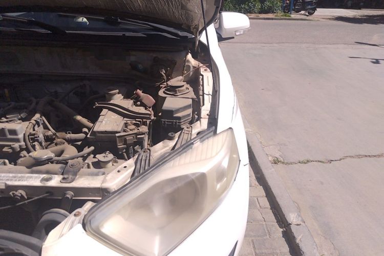 Used FAW Xiali N7 2013 1.3L Manual Luxury Model Engine Bay Left