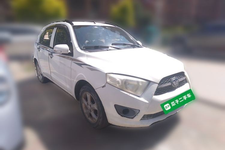 Used FAW Xiali N7 2013 1.3L Manual Luxury Model Front Right 45 Deg